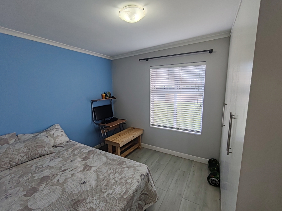 3 Bedroom Property for Sale in Laguna Hills Western Cape